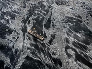 Edward Burtynsky - Gulf Oil Spill & Pentimento